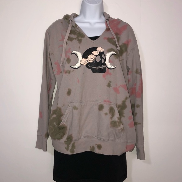 Torrid graphic hoodie - Picture 2 of 7